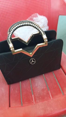 2021 MCB Spring Women’s Handbag photo review